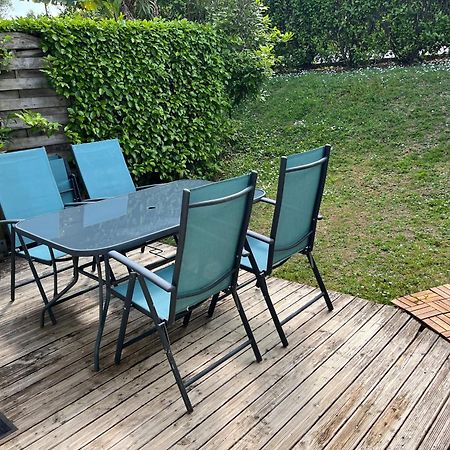 Appartement + Jardin ฟุยส์นอง ภายนอก รูปภาพ