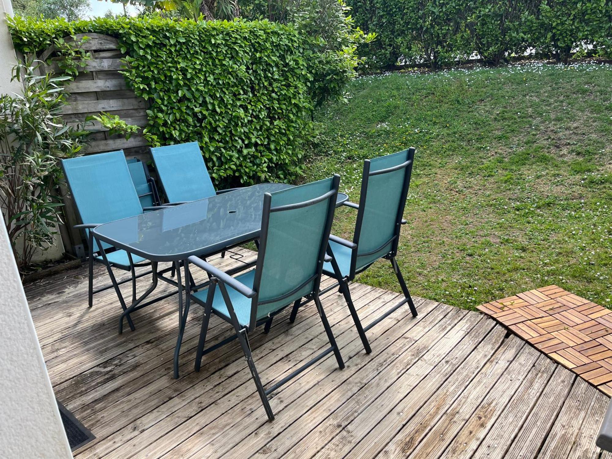 Appartement + Jardin ฟุยส์นอง ภายนอก รูปภาพ